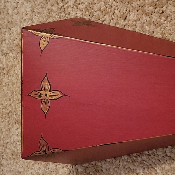 Southern Living at Home Metal Shelf - Picture 3 of 8